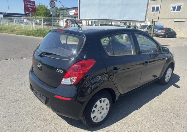 Hyundai i20 cena 16900 przebieg: 194000, rok produkcji 2012 z Szczecin małe 172